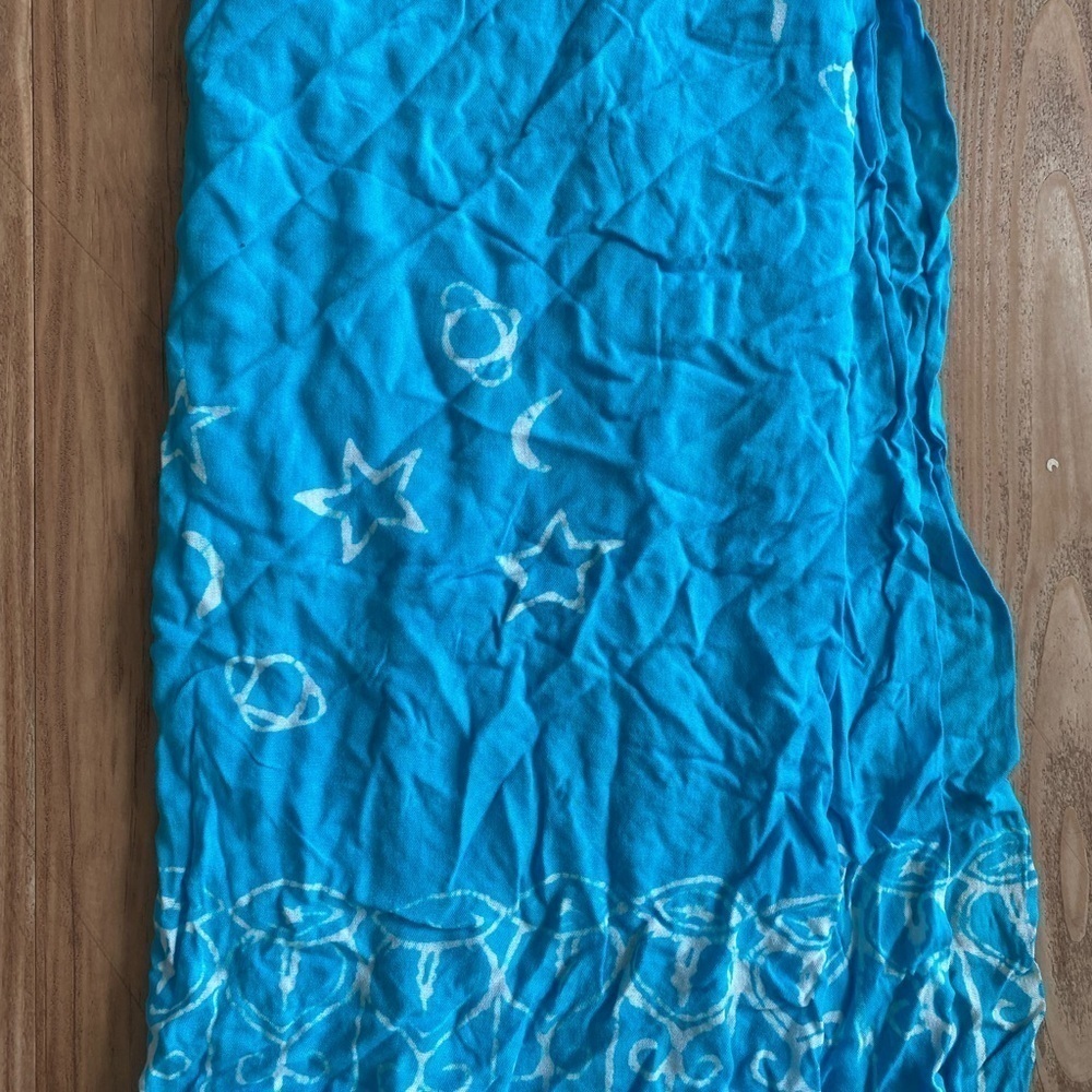 Light Blue Rayon Scarf - Picture 4 of 6